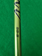 Load image into Gallery viewer, Titleist 909D2 Driver 9.5° Stiff
