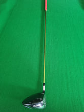 Load image into Gallery viewer, Titleist 909D2 Driver 9.5° Stiff
