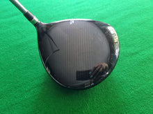 Load image into Gallery viewer, Cobra Max Offset Driver 10.5° Regular with Cover
