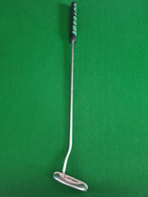 Load image into Gallery viewer, Odyssey White Hot XG Rossie Putter 34&quot; with New Grip
