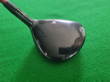 Load image into Gallery viewer, Titleist 910F Fairway 3 Wood 15° Stiff
