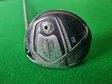 Load image into Gallery viewer, Titleist 910F Fairway 3 Wood 15° Stiff
