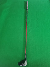 Load image into Gallery viewer, Titleist 910F Fairway 3 Wood 15° Stiff

