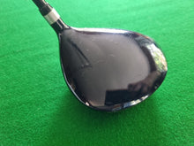Load image into Gallery viewer, Spalding Concept Fairway 3 Wood 15° Regular with Cover and New Grip
