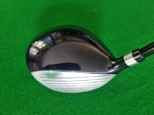 Load image into Gallery viewer, Spalding Concept Fairway 3 Wood 15° Regular with Cover and New Grip
