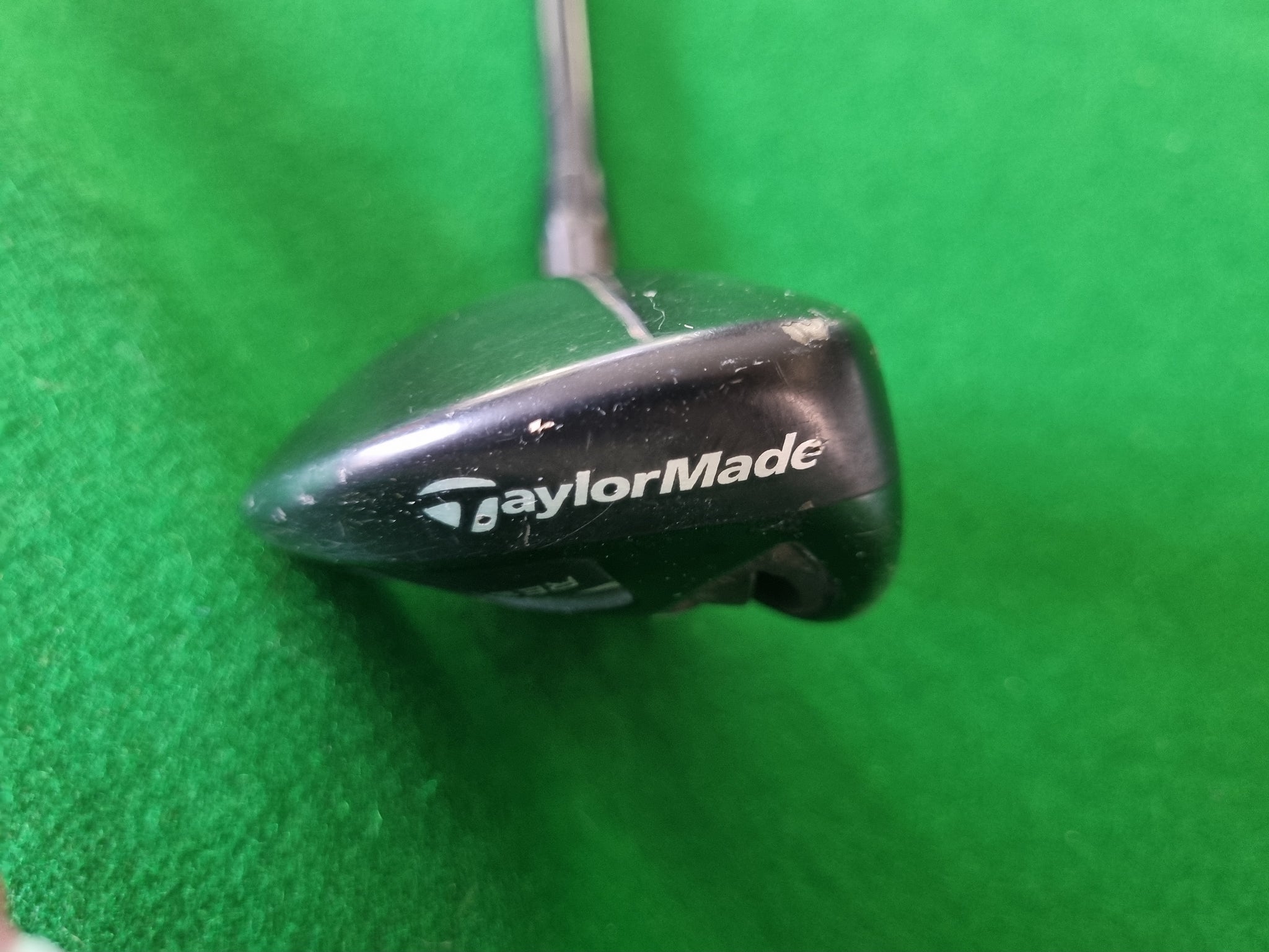 TaylorMade M2 Rescue 4 Hybrid 22° Stiff with Cover and New Grip