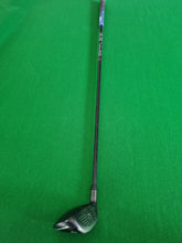 Load image into Gallery viewer, TaylorMade M2 Rescue 4 Hybrid 22° Stiff with Cover and New Grip
