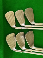 Load image into Gallery viewer, Ping i15 Irons 4 - 9 Iron Black Dot Regular
