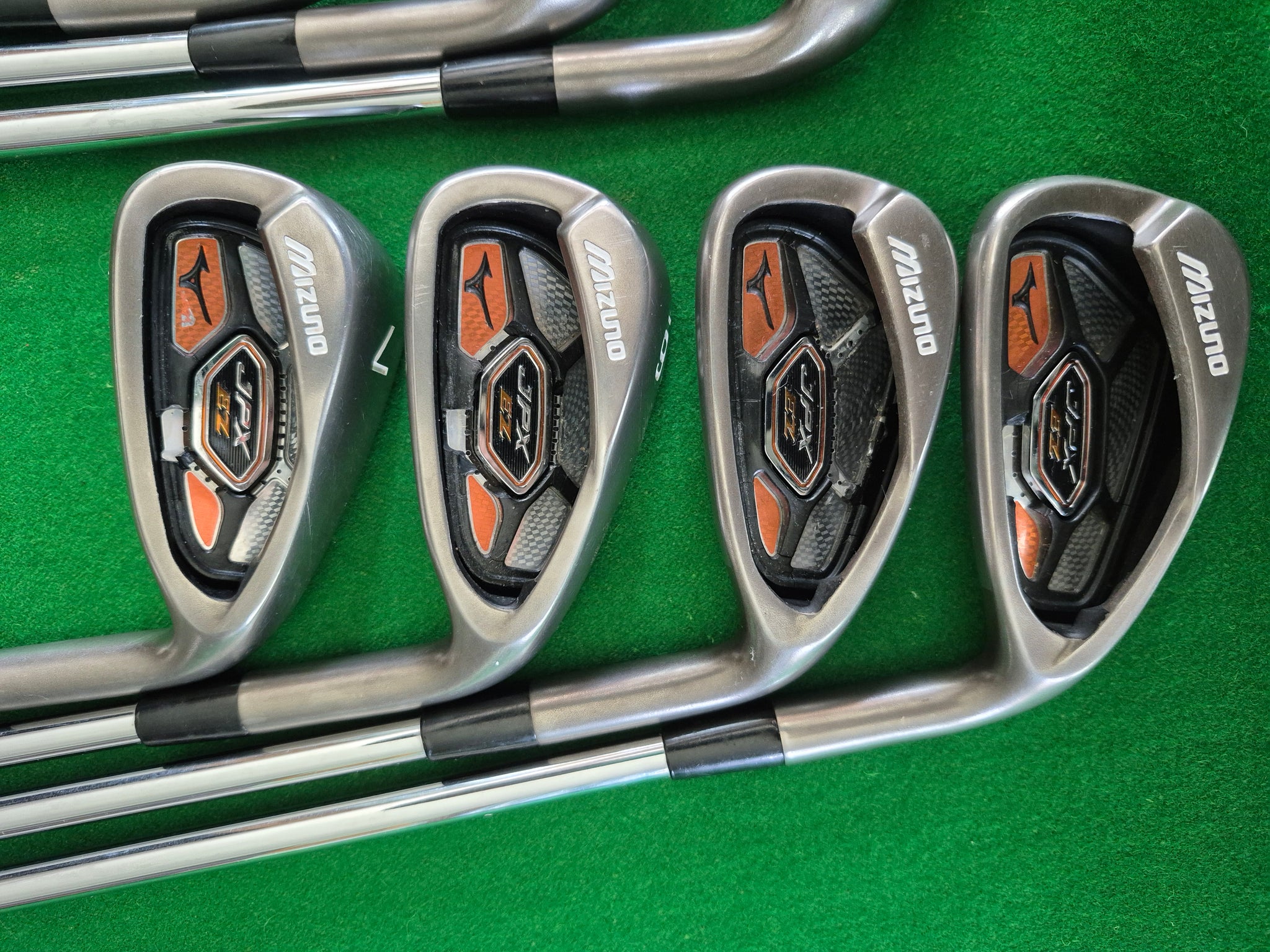 Mizuno JPX EZ Irons 4 - PW Regular – Golfers Market