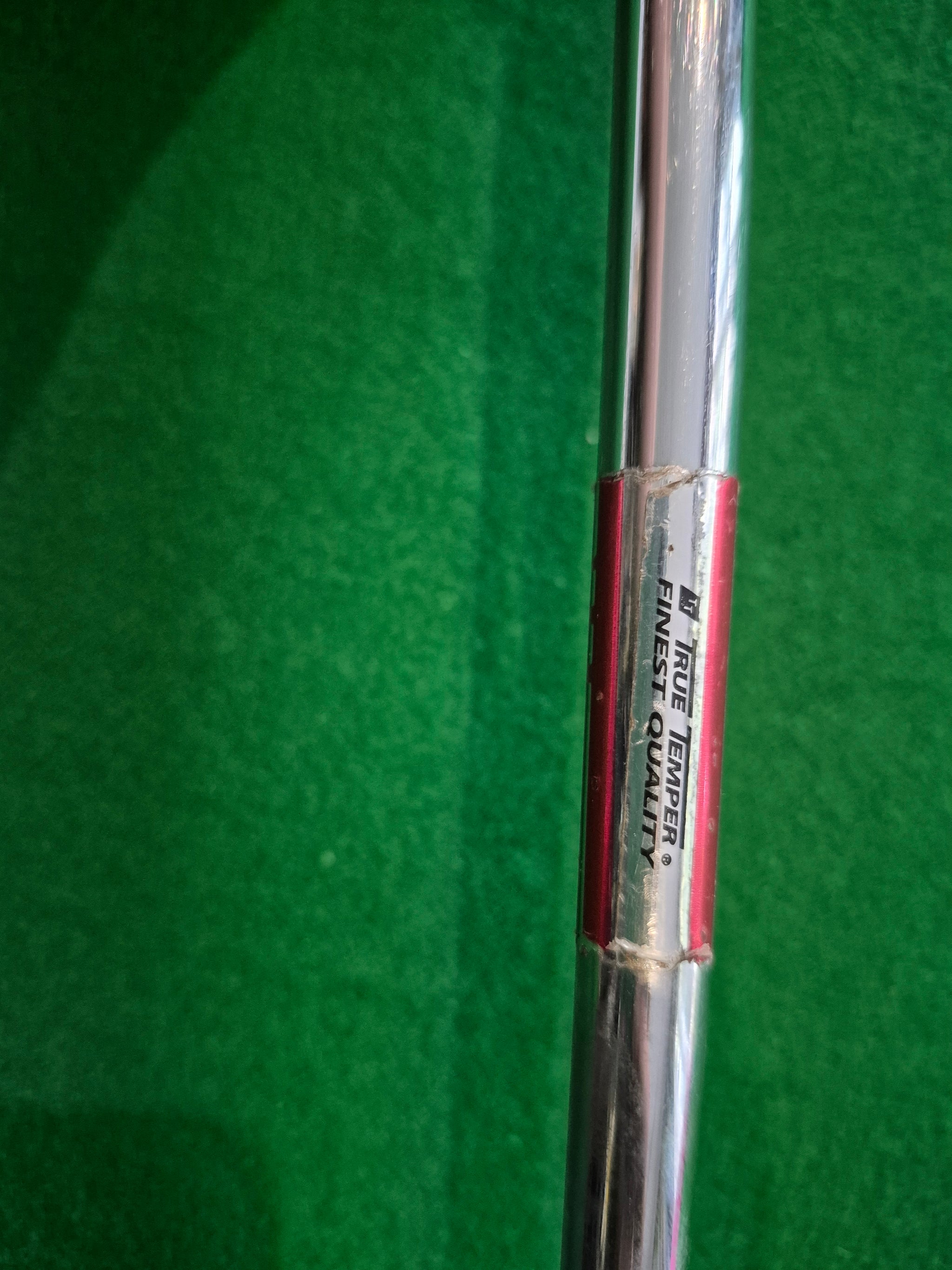 Odyssey White Hot XG 2-ball Blade Putter 35