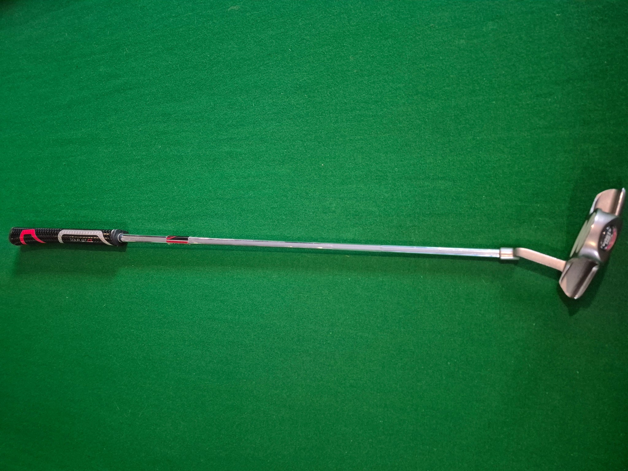 Odyssey White Hot XG 2-ball Blade Putter 35