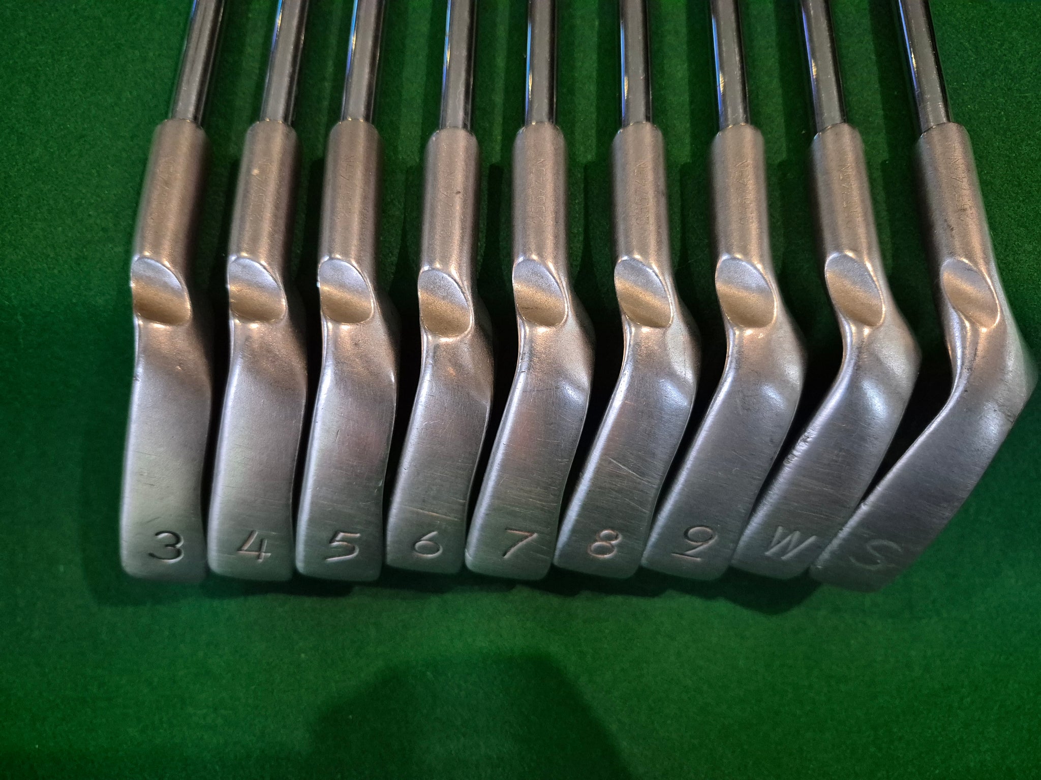 PING i3+ GREEN DOT 6 IRON - GRAPHITE A FLEX SHAFT - NEAR FLAWLESS PING i3+ GREEN DOT 6 IRON - GRAPHITE A FLEX SHAFT - NEAR FLAWLESS