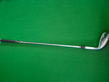Load image into Gallery viewer, Cleveland CG15 Lob Wedge 60° with New Grip
