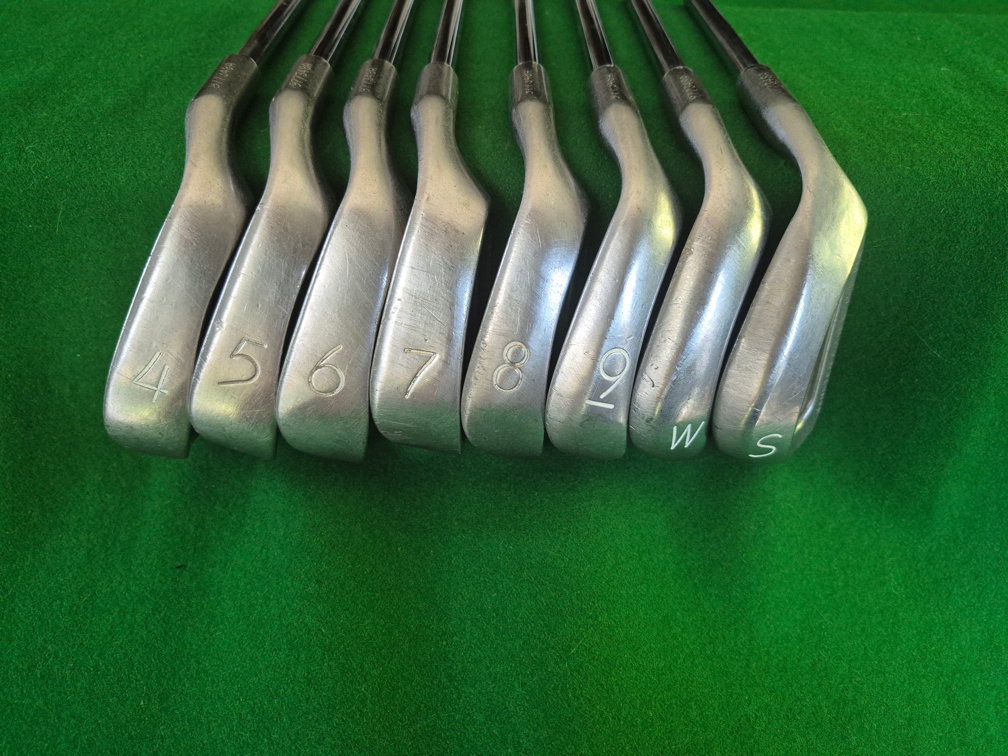 Ping Eye 2 Irons 4 - SW Black Dot Stiff – Golfers Market