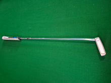 Load image into Gallery viewer, Odyssey White Hot Pro 9 Putter 35&quot; with Cover
