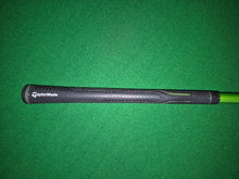 Load image into Gallery viewer, TaylorMade RBZ 4 Hybrid 22° Regular with Cover
