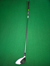 Load image into Gallery viewer, TaylorMade RBZ 4 Hybrid 22° Regular with Cover
