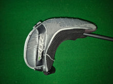 Load image into Gallery viewer, TaylorMade RBZ 4 Hybrid 22° Regular with Cover
