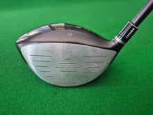 Load image into Gallery viewer, TaylorMade SLDR 460 Driver 10.5° Stiff with Cover
