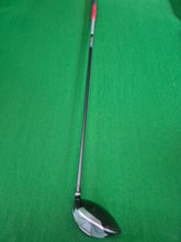 Load image into Gallery viewer, TaylorMade SLDR 460 Driver 10.5° Stiff with Cover
