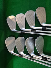 Load image into Gallery viewer, TaylorMade R9 Irons 4 - SW Regular
