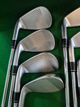 Load image into Gallery viewer, TaylorMade R9 Irons 4 - SW Regular

