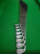 Load image into Gallery viewer, TaylorMade R9 Irons 4 - SW Regular
