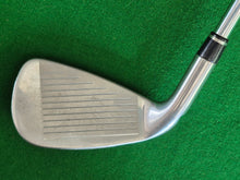 Load image into Gallery viewer, Wilson Staff D7 Irons 5 - SW Regular

