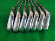 Load image into Gallery viewer, TaylorMade R9 Irons 4 - PW Stiff

