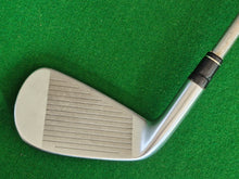 Load image into Gallery viewer, TaylorMade R9 Irons 4 - PW Stiff
