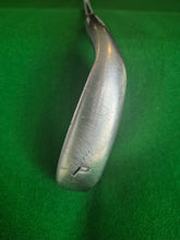 Load image into Gallery viewer, TaylorMade R7 Pitching Wedge Regular
