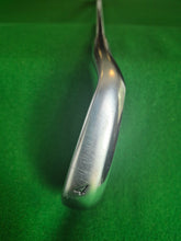Load image into Gallery viewer, TaylorMade R9 4 Iron Stiff
