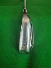 Load image into Gallery viewer, TaylorMade R9 9 Iron Stiff
