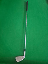 Load image into Gallery viewer, Nicklaus AirBear 4 Iron Regular
