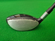 Load image into Gallery viewer, Callaway RAZR Hawk 3 Wood Regular with Cover
