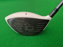Load image into Gallery viewer, TaylorMade Burner Superfast 2.0 Driver 9.5° Stiff with Cover
