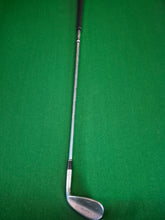 Load image into Gallery viewer, Adams Tom Watson Classic Gap Wedge 52°
