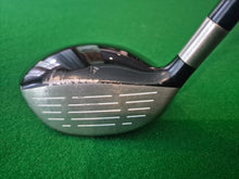 Load image into Gallery viewer, TaylorMade R5 Dual 5 Wood Regular with Cover
