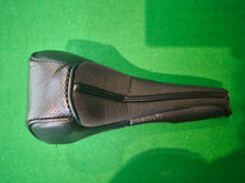 Load image into Gallery viewer, Cleveland HiBore Driver 9.5° Stiff with Cover
