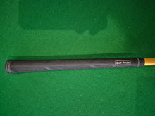Load image into Gallery viewer, Cobra L4V X Driver 9° Stiff with Cover
