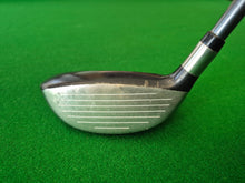 Load image into Gallery viewer, Cleveland HiBore 3 Wood 15° Stiff with Cover
