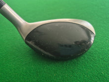 Load image into Gallery viewer, TaylorMade Rescue Mid 5 Hybrid 25° Regular
