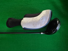 Load image into Gallery viewer, Fearless Kids Junior Full Golf Set 4 - 6 Years, 2 x Woods, 3 x Irons, Putter and Stand Bag
