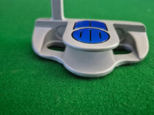 Load image into Gallery viewer, Fearless Kids Junior Full Golf Set 4 - 6 Years, 2 x Woods, 3 x Irons, Putter and Stand Bag
