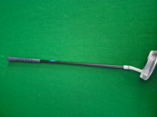 Load image into Gallery viewer, Fearless Kids Junior Full Golf Set 4 - 6 Years, 2 x Woods, 3 x Irons, Putter and Stand Bag
