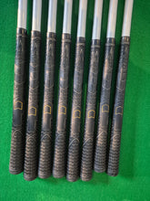 Load image into Gallery viewer, TaylorMade Burner XD Irons 4 - SW Regular
