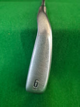 Load image into Gallery viewer, Callaway Warbird 6 Iron Uniflex
