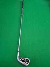 Load image into Gallery viewer, Callaway Warbird 6 Iron Uniflex
