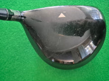 Load image into Gallery viewer, Titleist 913D2 Driver 10.5° Adjustable loft Regular

