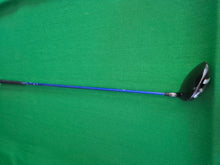 Load image into Gallery viewer, Titleist 913D2 Driver 10.5° Adjustable loft Regular

